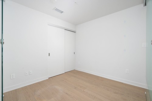 Bedroom - 1003-1188 Rue St-Antoine O., Montréal (Ville-Marie), QC - Indoor Photo Showing Other Room