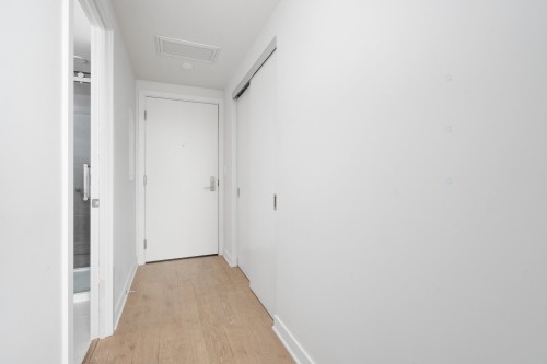 Mud Room - 1003-1188 Rue St-Antoine O., Montréal (Ville-Marie), QC - Indoor Photo Showing Other Room