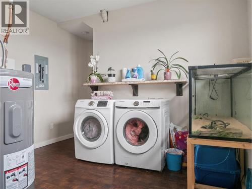 4830 Elevator Road, Pouce Coupe, BC - Indoor Photo Showing Laundry Room