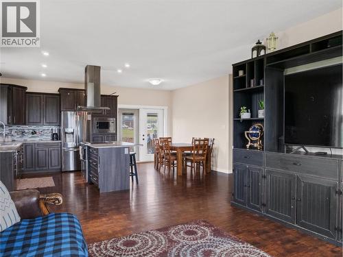 4830 Elevator Road, Pouce Coupe, BC - Indoor