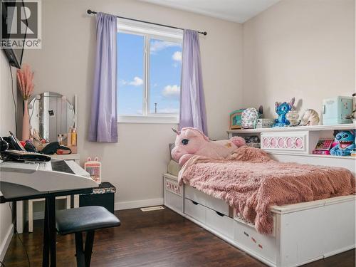 4830 Elevator Road, Pouce Coupe, BC - Indoor Photo Showing Bedroom