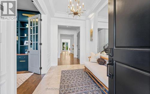 8 Cumberland Drive, Mississauga, ON - Indoor Photo Showing Other Room