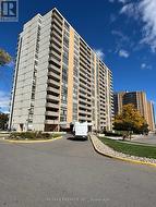905 - 40 PANORAMA COURT  Toronto, ON M9V 4M1