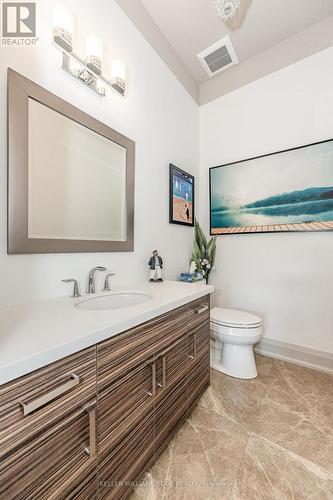 1081 Beach Boulevard, Hamilton, ON - Indoor Photo Showing Bathroom