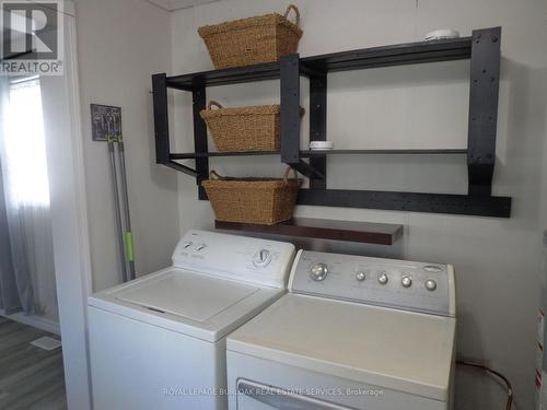 562 Beach Boulevard, Hamilton, ON - Indoor Photo Showing Laundry Room