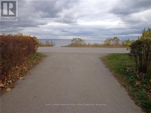 562 Beach Boulevard, Hamilton, ON - Outdoor With View