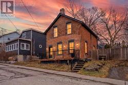 12 PARK STREET  Port Hope, ON L1A 1C1