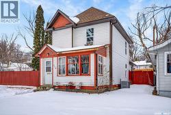 318 25th STREET W  Saskatoon, SK S7L 0C5