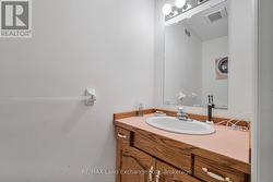 Powder room - Main floor - 