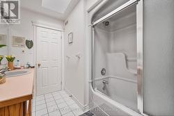 Four Piece Main Bathroom - 