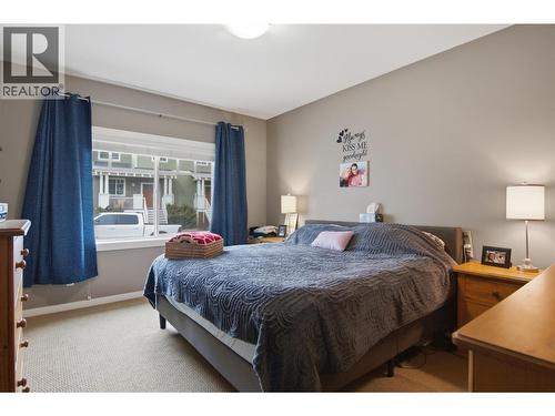 2920 Valleyview Drive Unit# 102, Kamloops, BC - Indoor Photo Showing Bedroom