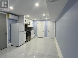 STUDIO - 818 GARTH STREET  Hamilton, ON L9C 4K5