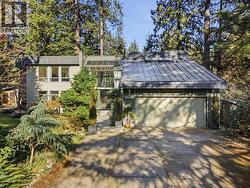 1260 SEYMOUR BOULEVARD  North Vancouver, BC V7J 2J8