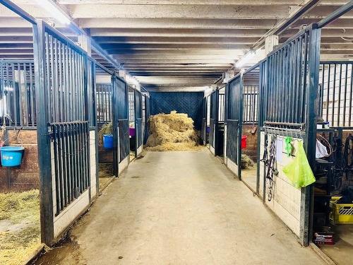 Alexander, Manitoba -  Photo Showing Other Room