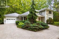 10221 SHORELINE DRIVE  Lambton Shores (Grand Bend), ON N0M 1T0