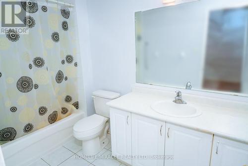 16 Dunure Crescent, Brampton, ON - Indoor Photo Showing Bathroom