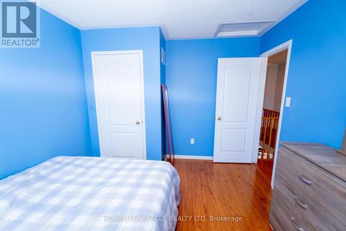 16 Dunure Crescent, Brampton, ON - Indoor Photo Showing Bedroom