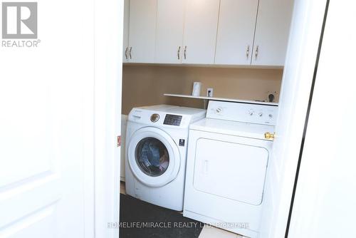 16 Dunure Crescent, Brampton, ON - Indoor Photo Showing Laundry Room