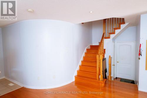 16 Dunure Crescent, Brampton, ON - Indoor Photo Showing Other Room