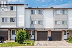 22 - 50 VERNE CRESCENT  Toronto, ON M1B 2Z1
