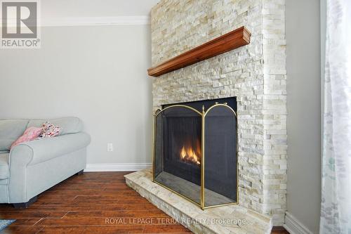 44 Carruthers Crescent, Barrie, ON - Indoor Photo Showing Living Room With Fireplace