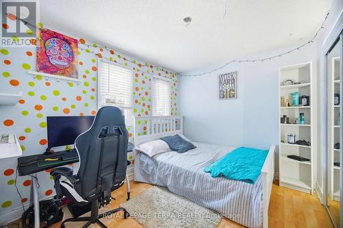44 Carruthers Crescent, Barrie, ON - Indoor Photo Showing Bedroom