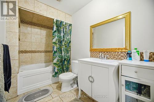 44 Carruthers Crescent, Barrie, ON - Indoor Photo Showing Bathroom