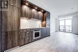 414 - 858 DUPONT STREET  Toronto, ON M6G 0C1