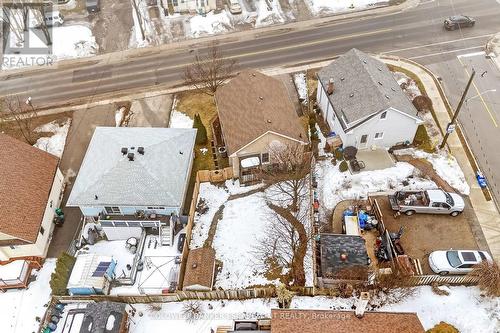 122 Cedar Street, Cambridge, ON - Outdoor