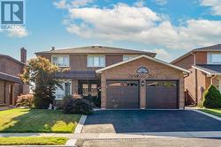 39 AIRDRIE DRIVE  Vaughan, ON L4L 1C7