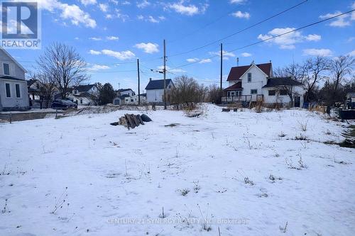 24 King Street, Smiths Falls, ON 