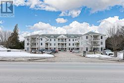 211 - 220 MAIN STREET N  Uxbridge, ON L9P 0B6