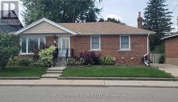 BSMT - 6 YOUNGMILL DRIVE  Toronto, ON M4B 2W6