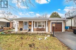 667 LOMOND CRESCENT  Burlington (Shoreacres), ON L7L 2N8