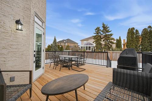 18 Falcon Ridge Drive, Winnipeg, MB - Outdoor With Deck Patio Veranda With Exterior