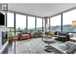 2002 400 CAPILANO ROAD  Port Moody, BC V3H 0E1