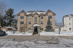 4-315 Av. Henri-Mérette  Pointe-Calumet, QC J0N 1G2