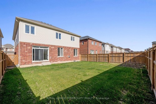 4516 Eclipse Way, Niagara Falls, ON - Outdoor