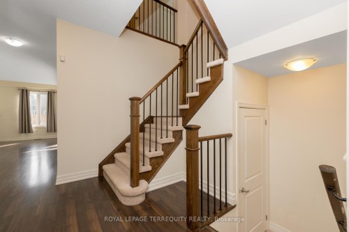 4516 Eclipse Way, Niagara Falls, ON - Indoor Photo Showing Other Room