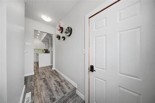 54 Lochmoor Ave, Winnipeg, MB 