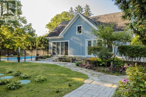 6306 Mcniven Road, Burlington, ON - Outdoor With In Ground Pool