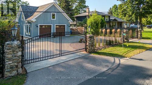 6306 Mcniven Road, Burlington, ON - Outdoor