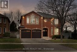 2192 OAKMEAD BOULEVARD  Oakville, ON L6H 6B4