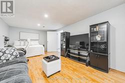 Family room - 
