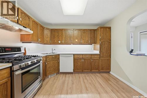 40 3415 Calder Crescent, Saskatoon, SK - Indoor Photo Showing Kitchen