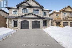 71 ELEANOR DRIVE  Ottawa, ON K2E 6A1