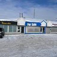 15736  100 Ave NW  Edmonton, AB T5P 0L6