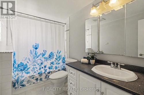1933 Connecticut Avenue, Ottawa, ON - Indoor Photo Showing Bathroom