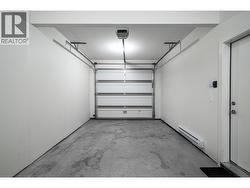 Garage - 