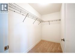 Primary bedroom closet - 